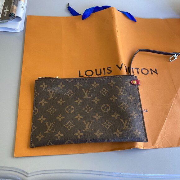 Louis Vuitton Pouchette Wristlet Mono With LV Shopper Bag - Picture 1 of 9